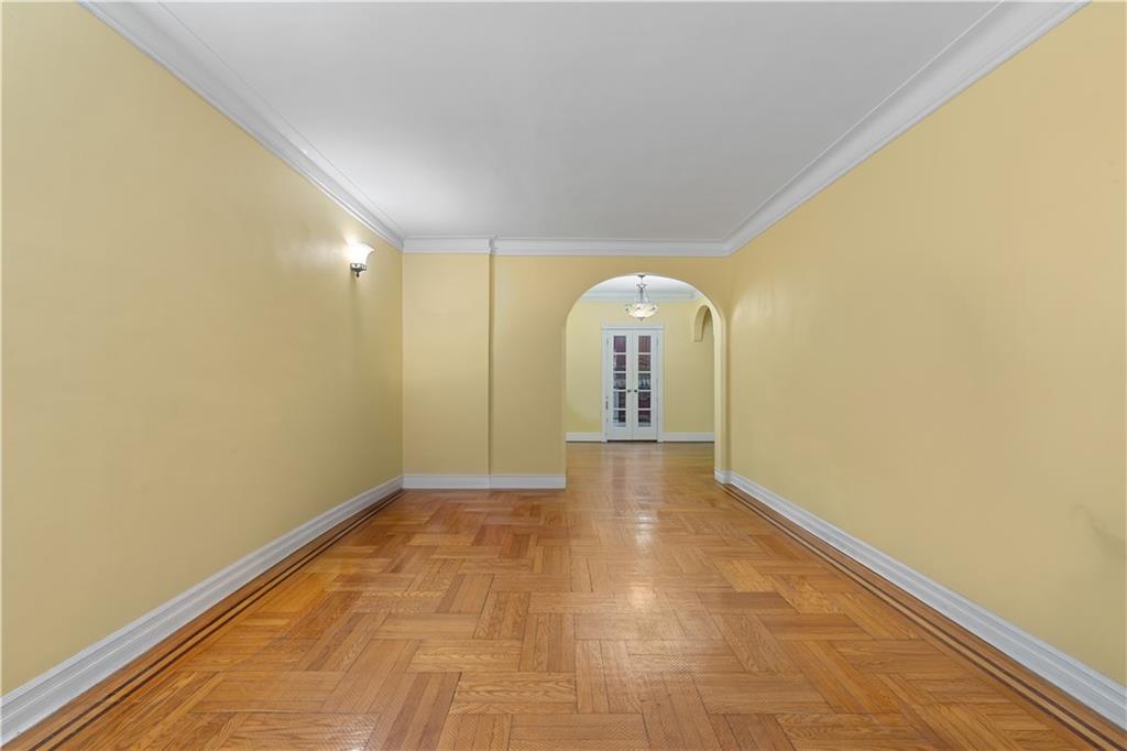 8344 Lefferts Boulevard Kew Gardens Kew Gardens NY 11415