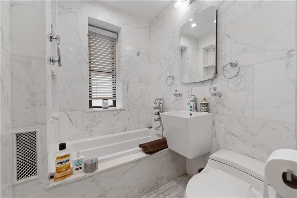 8344 Lefferts Boulevard Kew Gardens Kew Gardens NY 11415