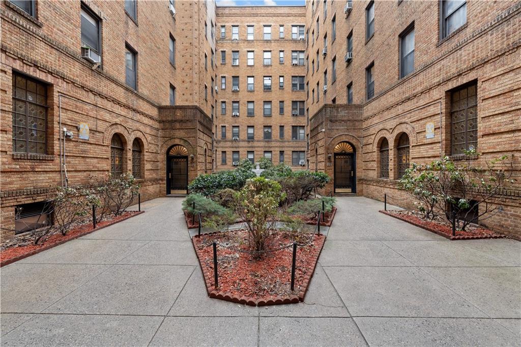 8344 Lefferts Boulevard Kew Gardens Kew Gardens NY 11415