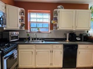 1212 64th Street Dyker Heights Brooklyn NY 11219