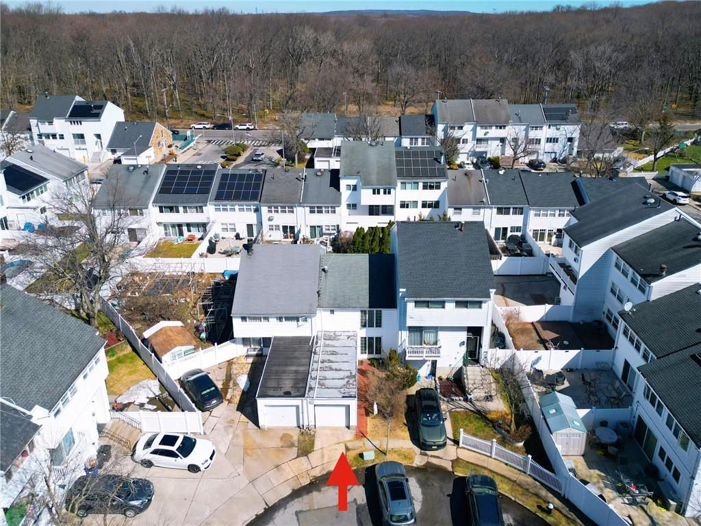 31 Barclay Circle Rossville Staten Island NY 10312