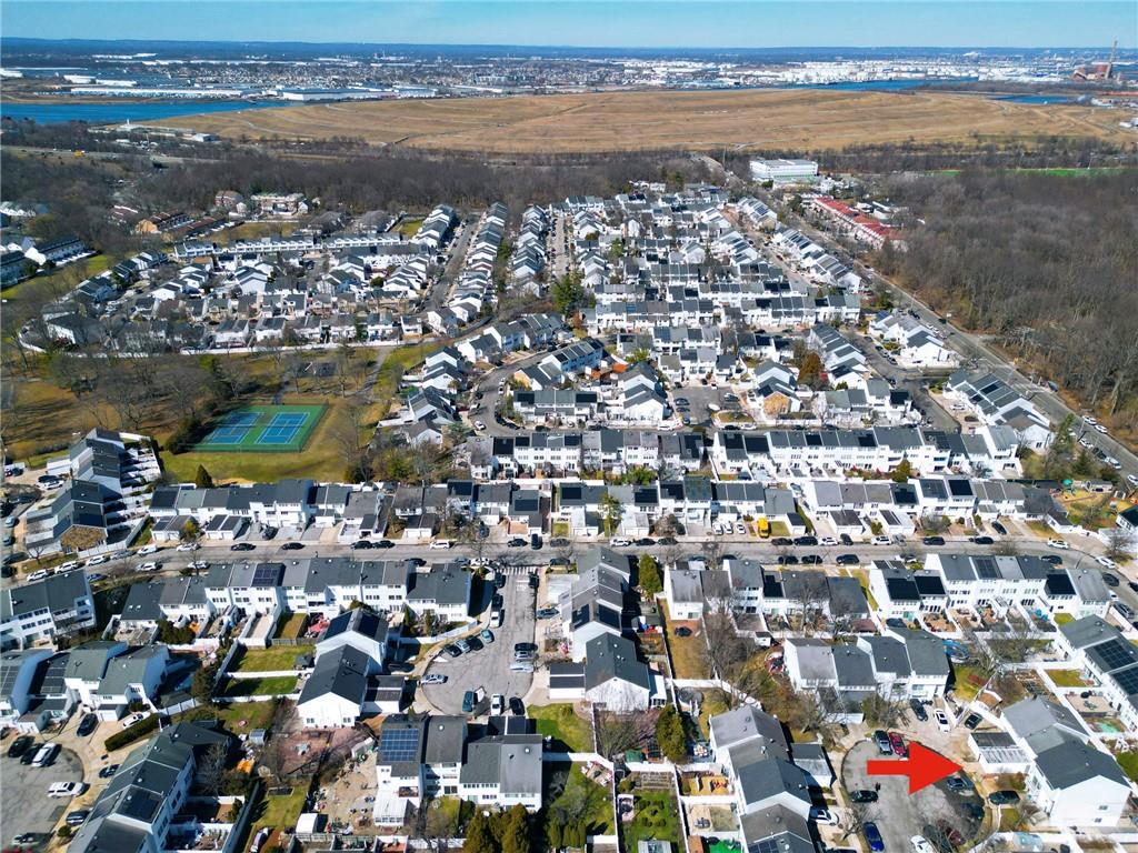31 Barclay Circle Rossville Staten Island NY 10312