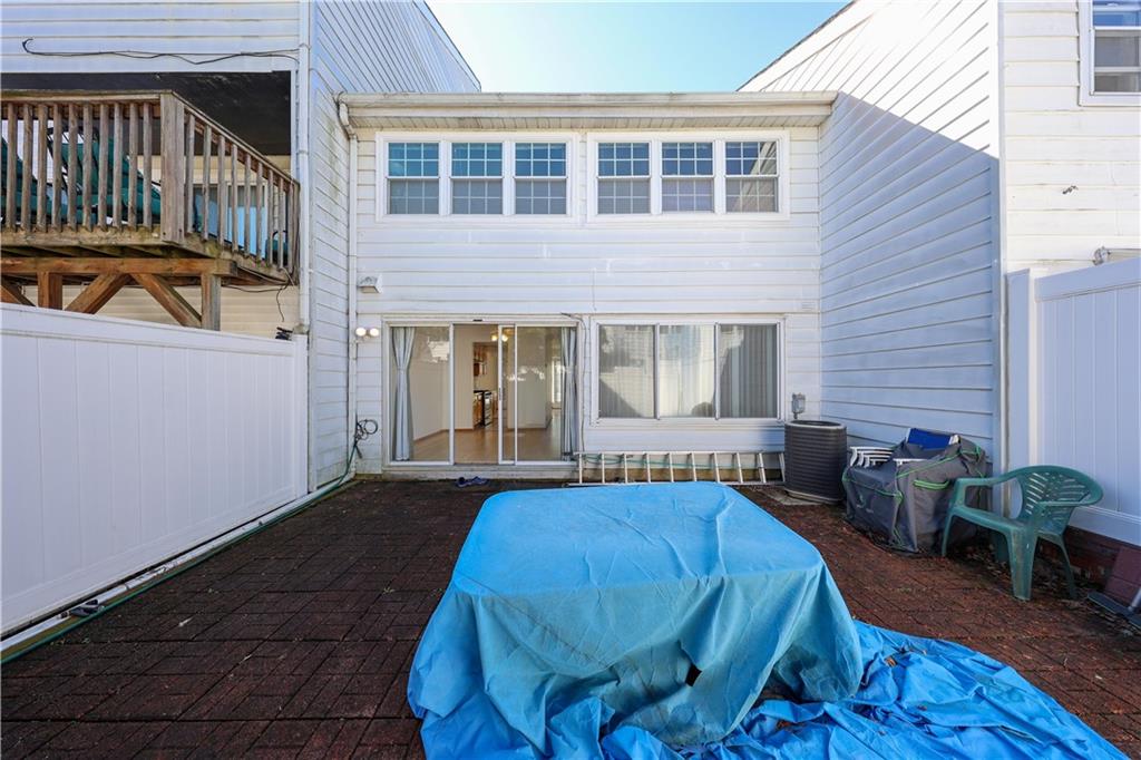 31 Barclay Circle Rossville Staten Island NY 10312