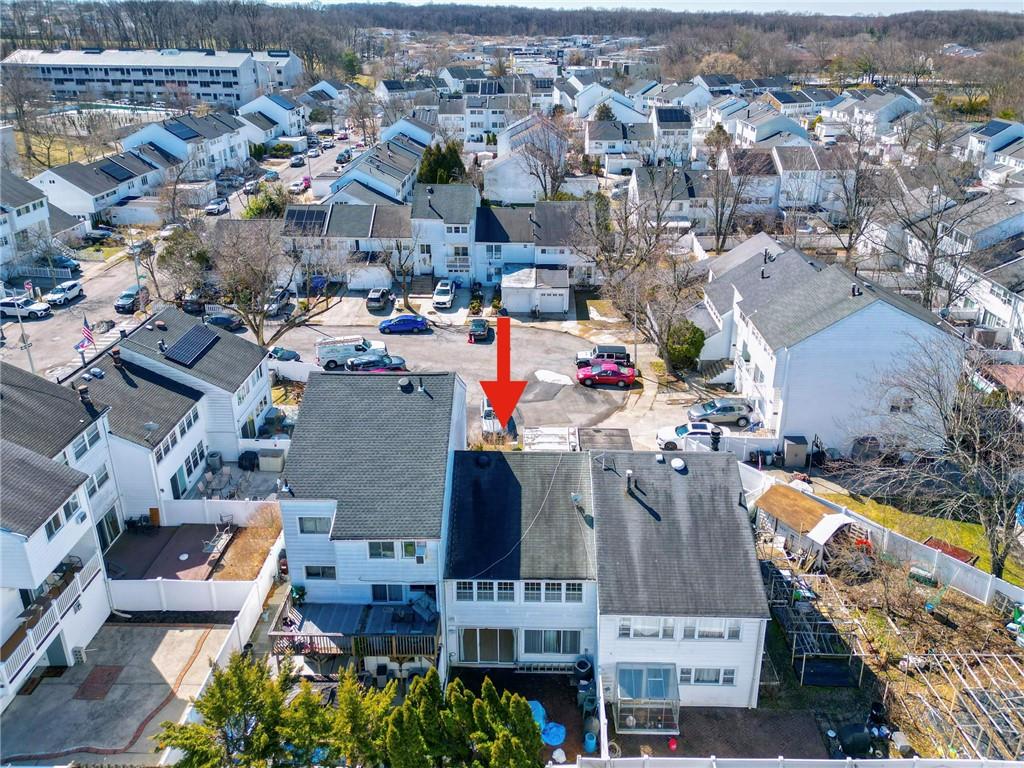 31 Barclay Circle Rossville Staten Island NY 10312