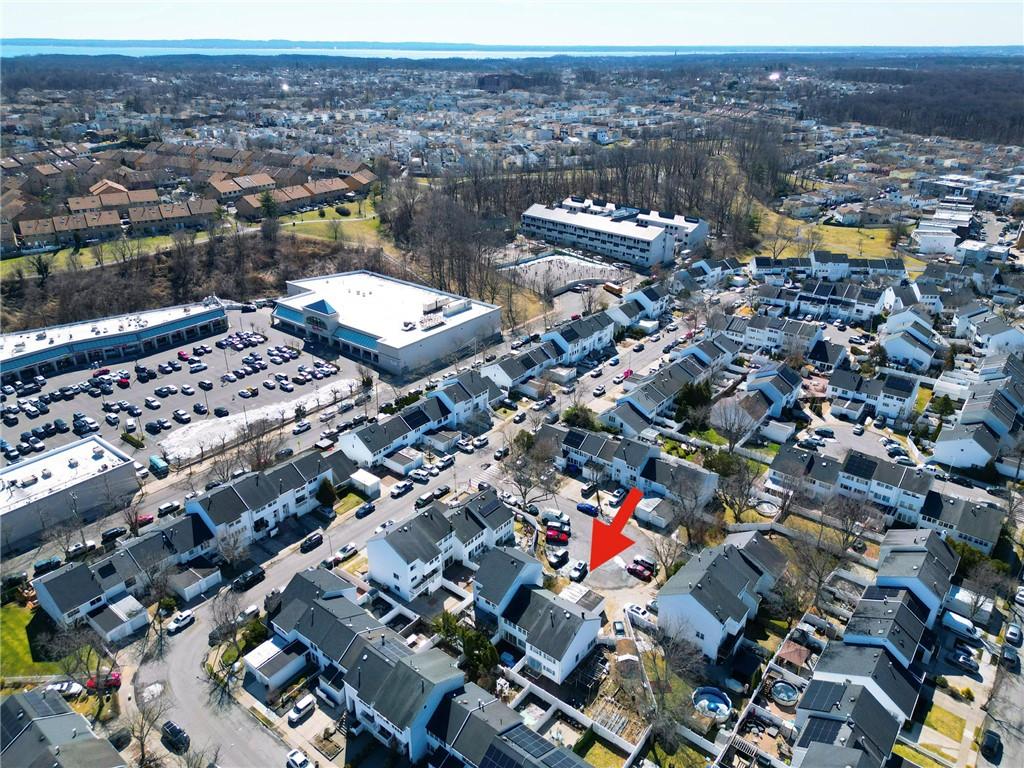 31 Barclay Circle Rossville Staten Island NY 10312