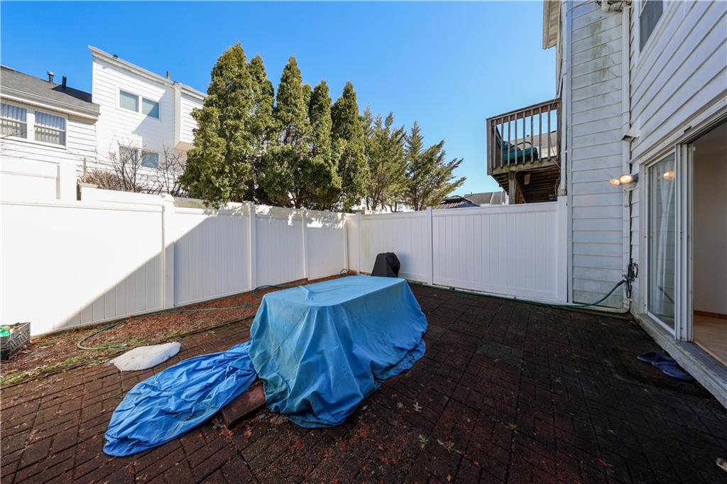 31 Barclay Circle Rossville Staten Island NY 10312