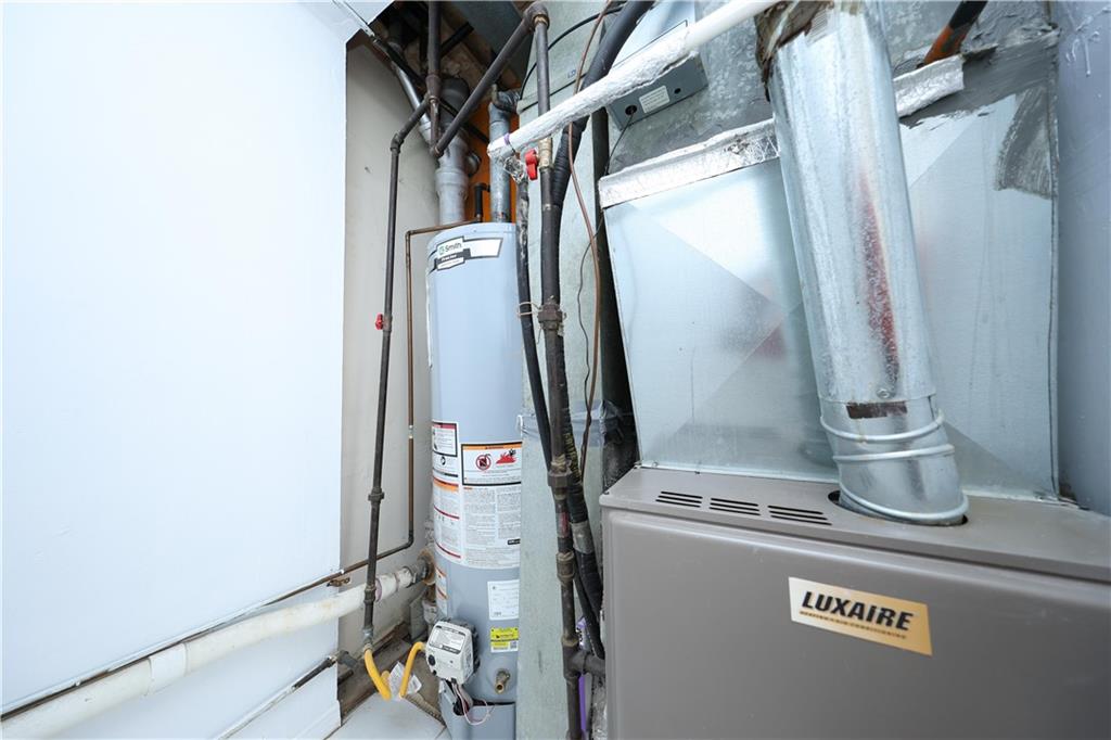 31 Barclay Circle Rossville Staten Island NY 10312