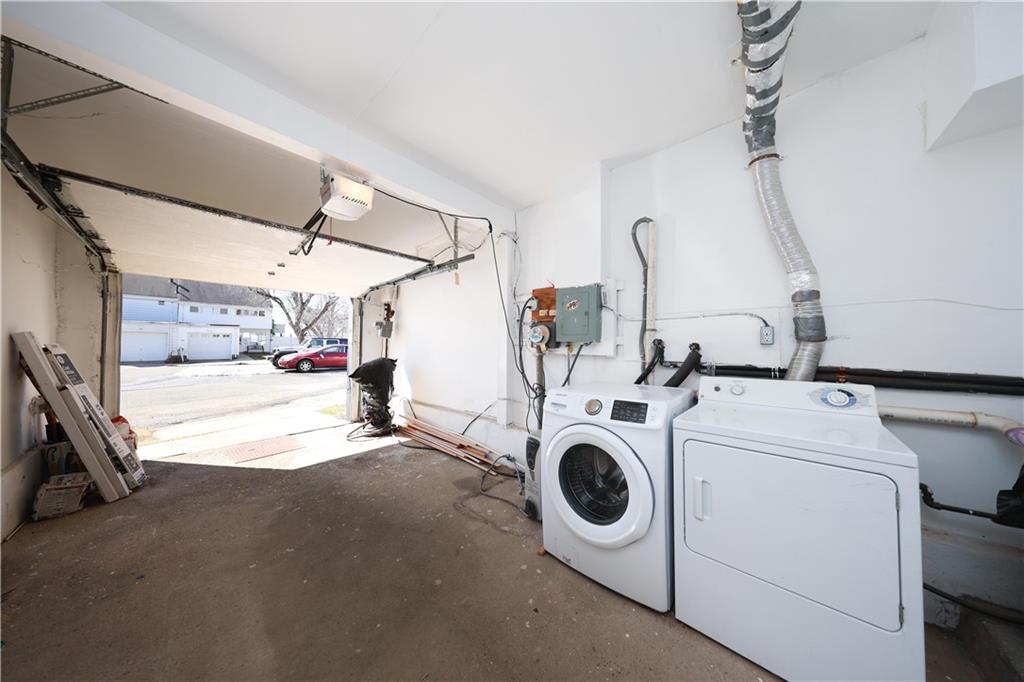 31 Barclay Circle Rossville Staten Island NY 10312