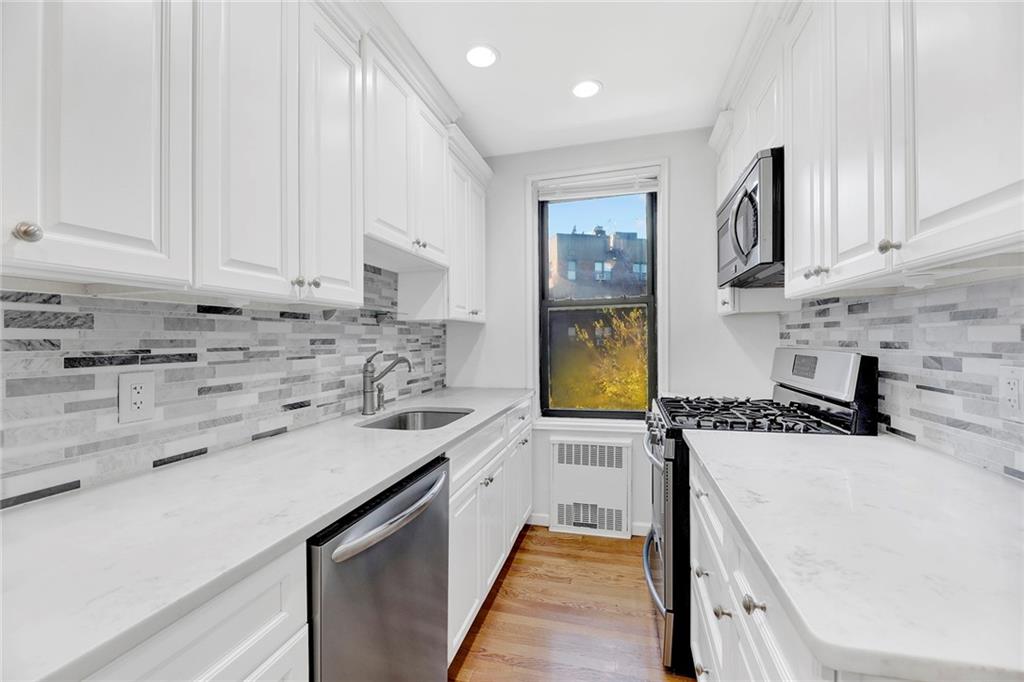 3021 Avenue Z Sheepshead Bay Brooklyn NY 11235