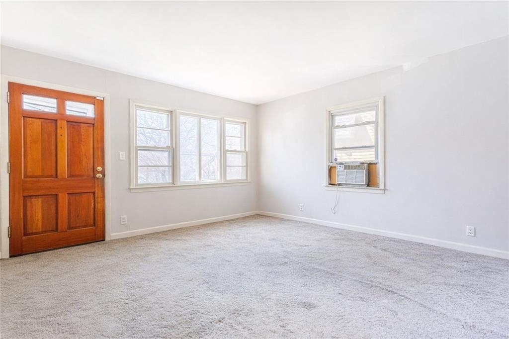 257 Mountainview Avenue Manor Heights Staten Island NY 10314