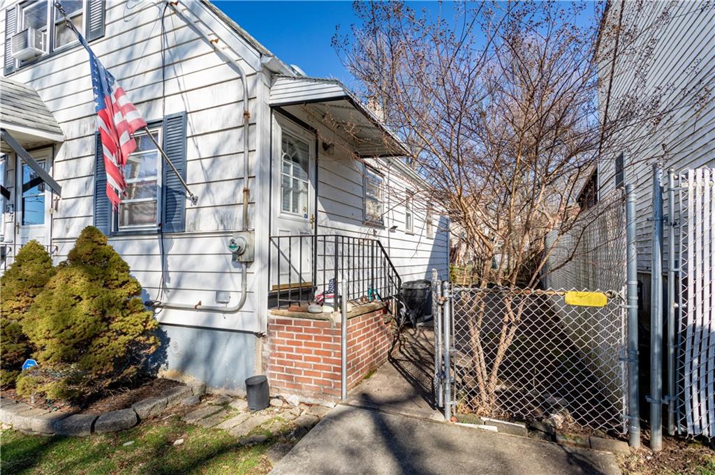 257 Mountainview Avenue Manor Heights Staten Island NY 10314