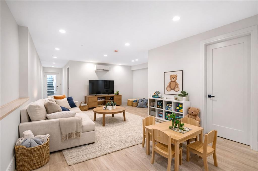 266 10th Street Park Slope Brooklyn NY 11215