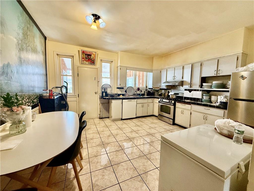 2277 East 28th Street Sheepshead Bay Brooklyn NY 11229