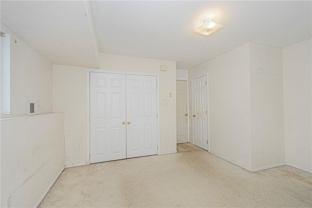 61 Merivale Lane Rosebank Staten Island NY 10304