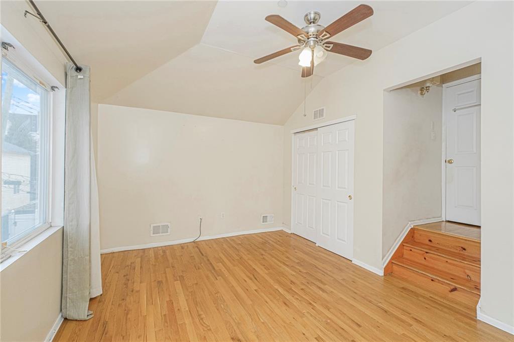 61 Merivale Lane Rosebank Staten Island NY 10304