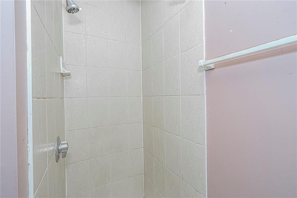 61 Merivale Lane Rosebank Staten Island NY 10304