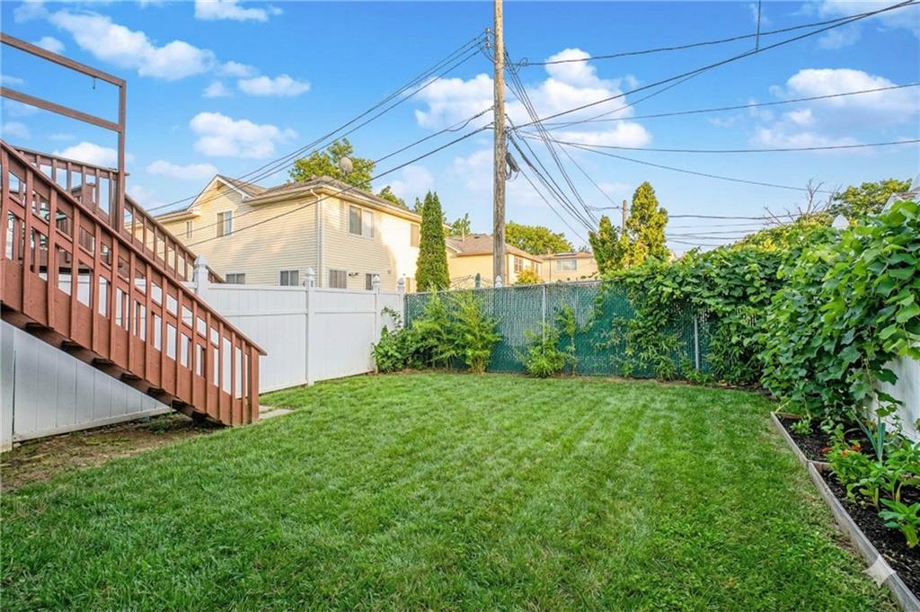 61 Merivale Lane Rosebank Staten Island NY 10304