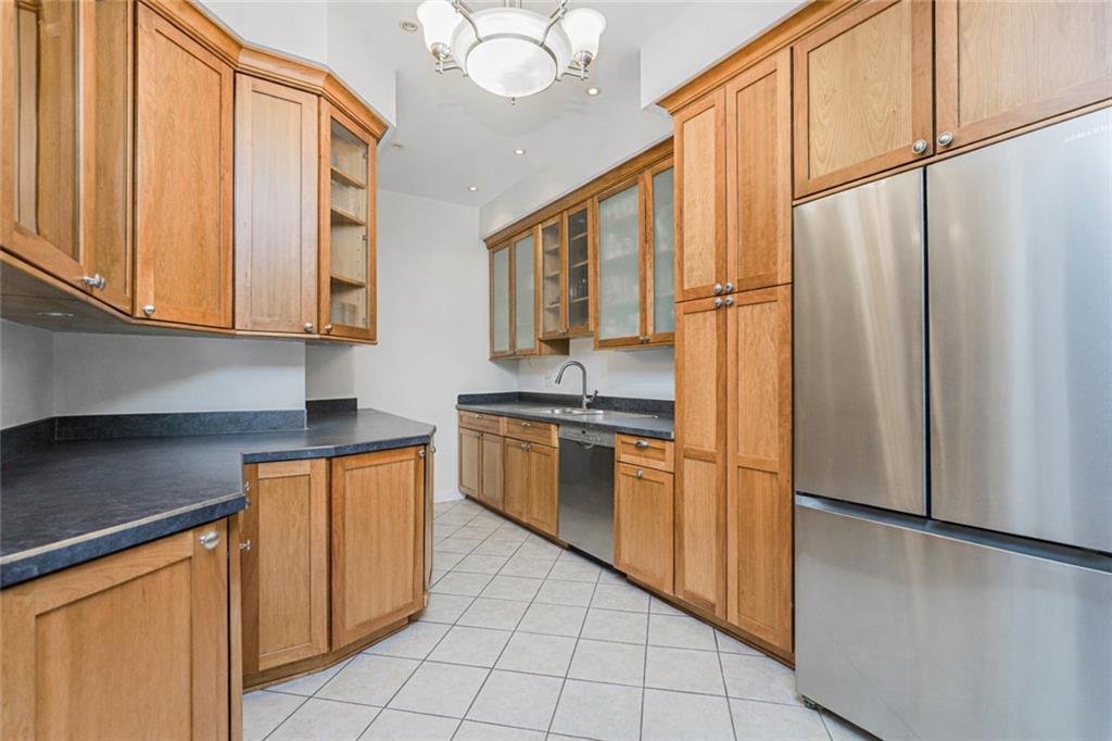 80 Bay Street Land St. George Staten Island NY 10301