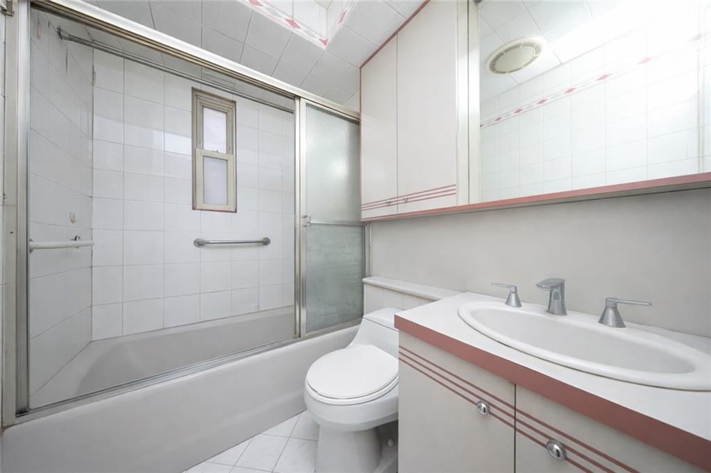 154 Bay 32nd Street Bath Beach Brooklyn NY 11214