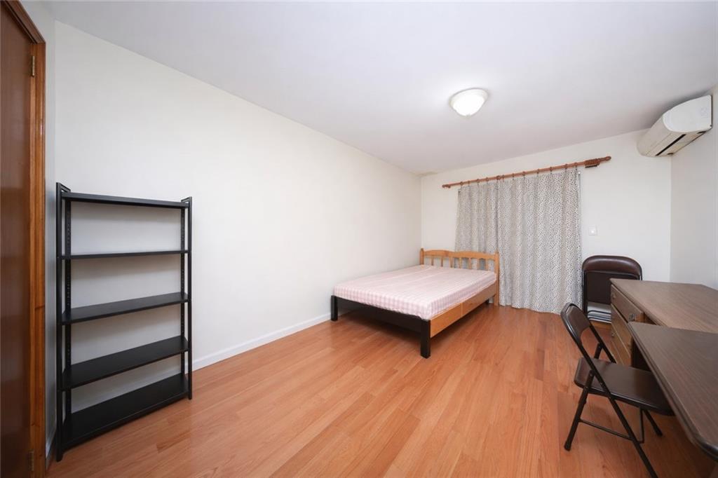 154 Bay 32nd Street Bath Beach Brooklyn NY 11214