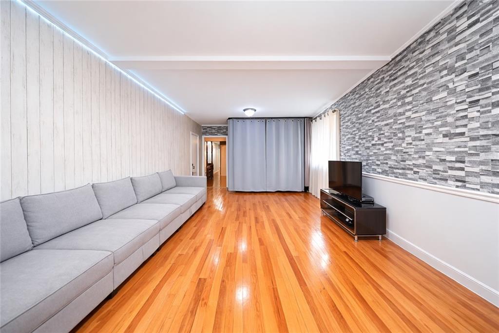 2419 West 3rd Street Gravesend Brooklyn NY 11223