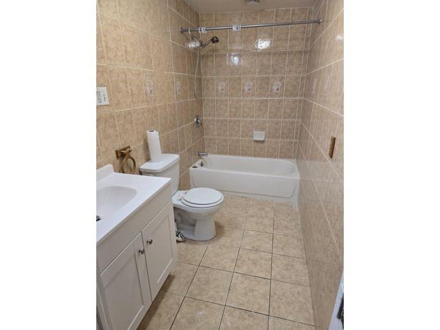 140-14 Charles Lane Laurelton Queens NY 11413