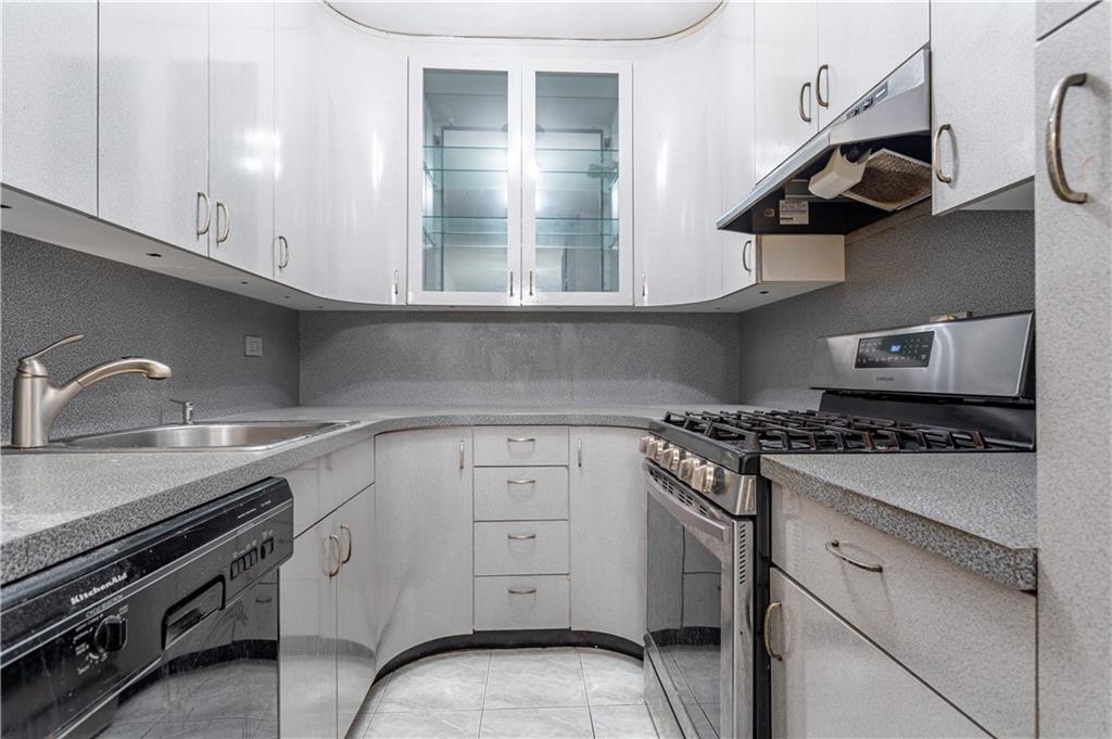 2727 Ocean Parkway Brighton Beach Brooklyn NY 11235