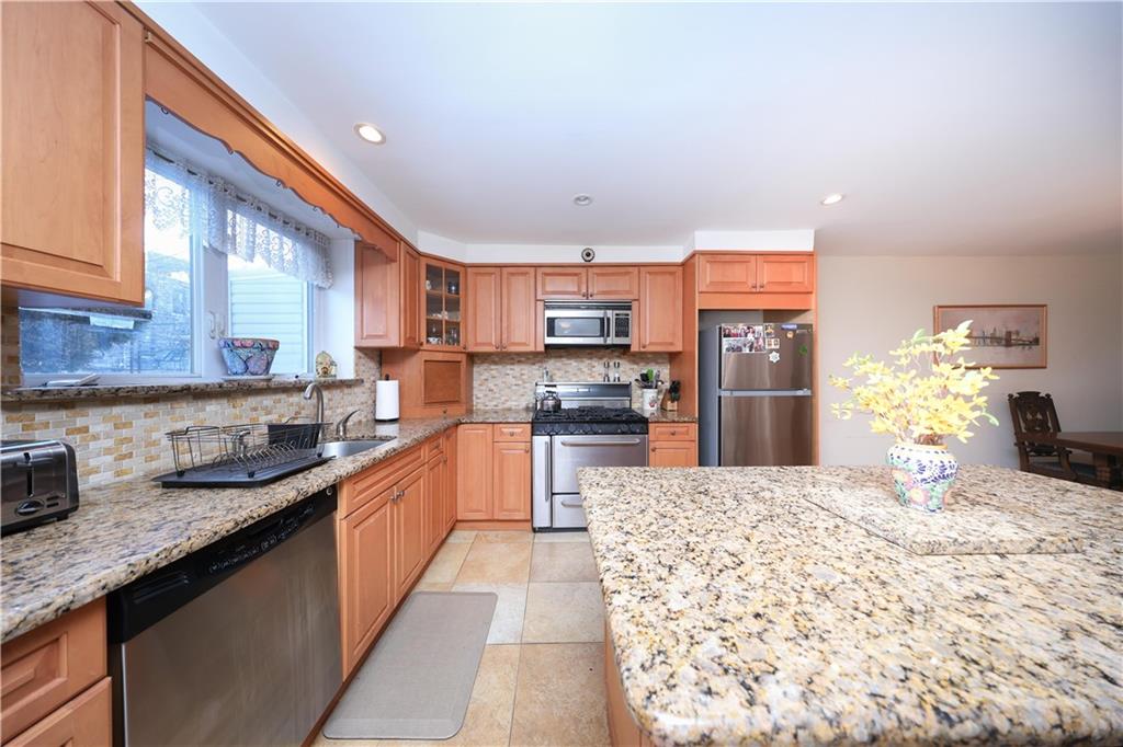 524 58th Street Sunset Park Brooklyn NY 11220