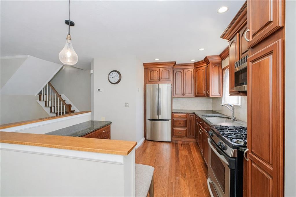 645 Johnston Terrace Prince's Bay Staten Island NY 10309