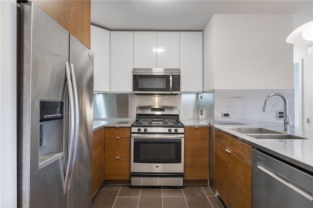 515 East 7th Street Kensington Brooklyn NY 11218