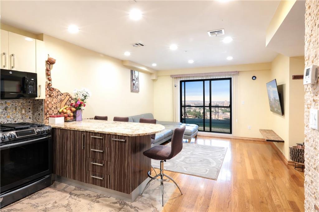 3015 Brighton 6th Street Brighton Beach Brooklyn NY 11235