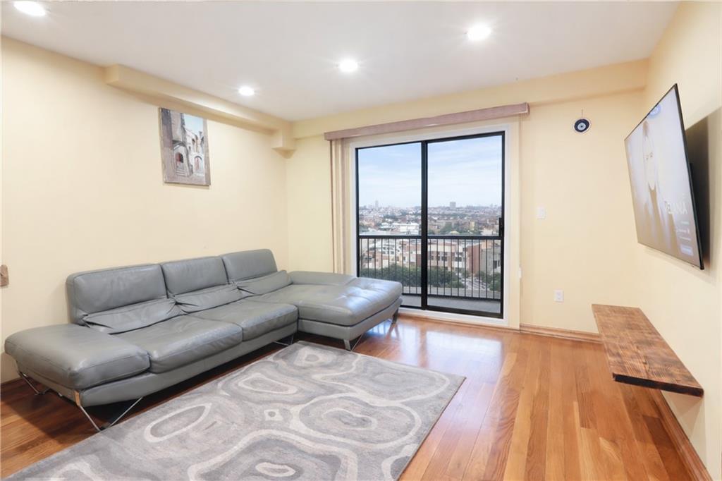 3015 Brighton 6th Street Brighton Beach Brooklyn NY 11235