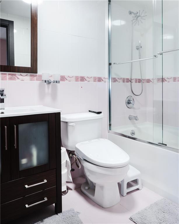 3015 Brighton 6th Street Brighton Beach Brooklyn NY 11235