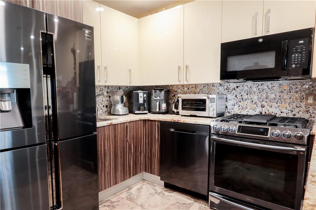 3015 Brighton 6th Street Brighton Beach Brooklyn NY 11235