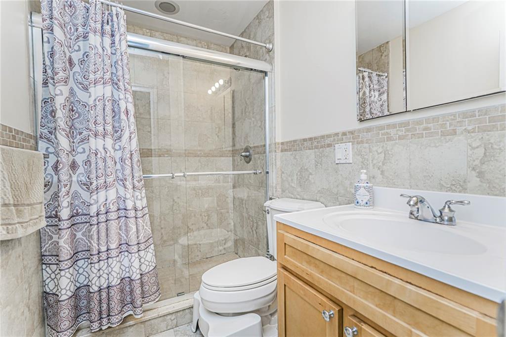 8409 19th Avenue Bensonhurst Brooklyn NY 11214