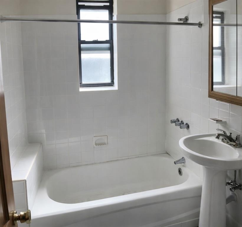 2503 East 19th Street Sheepshead Bay Brooklyn NY 11235