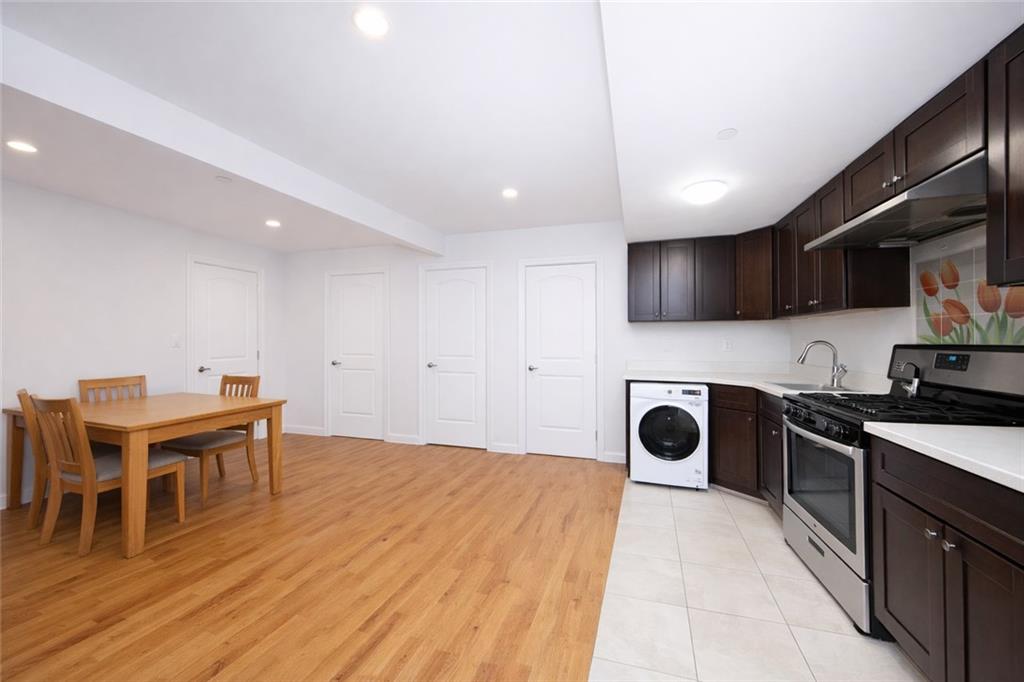 7516 Bay Parkway Bensonhurst Brooklyn NY 11214