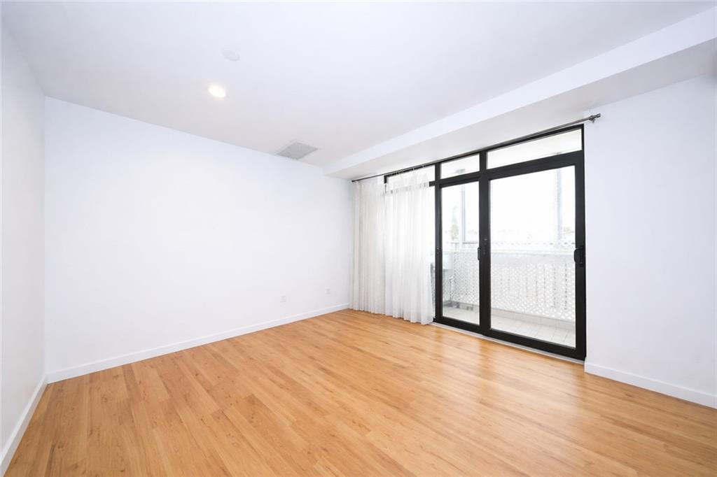 7516 Bay Parkway Bensonhurst Brooklyn NY 11214