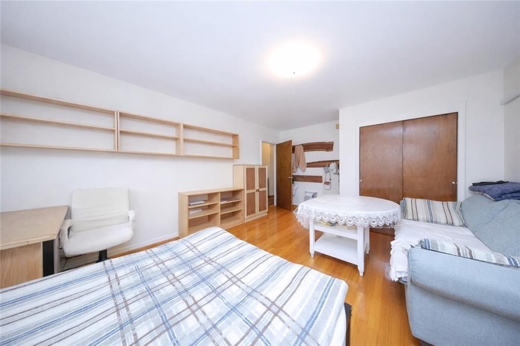 2540 East 11th Street Sheepshead Bay Brooklyn NY 11235