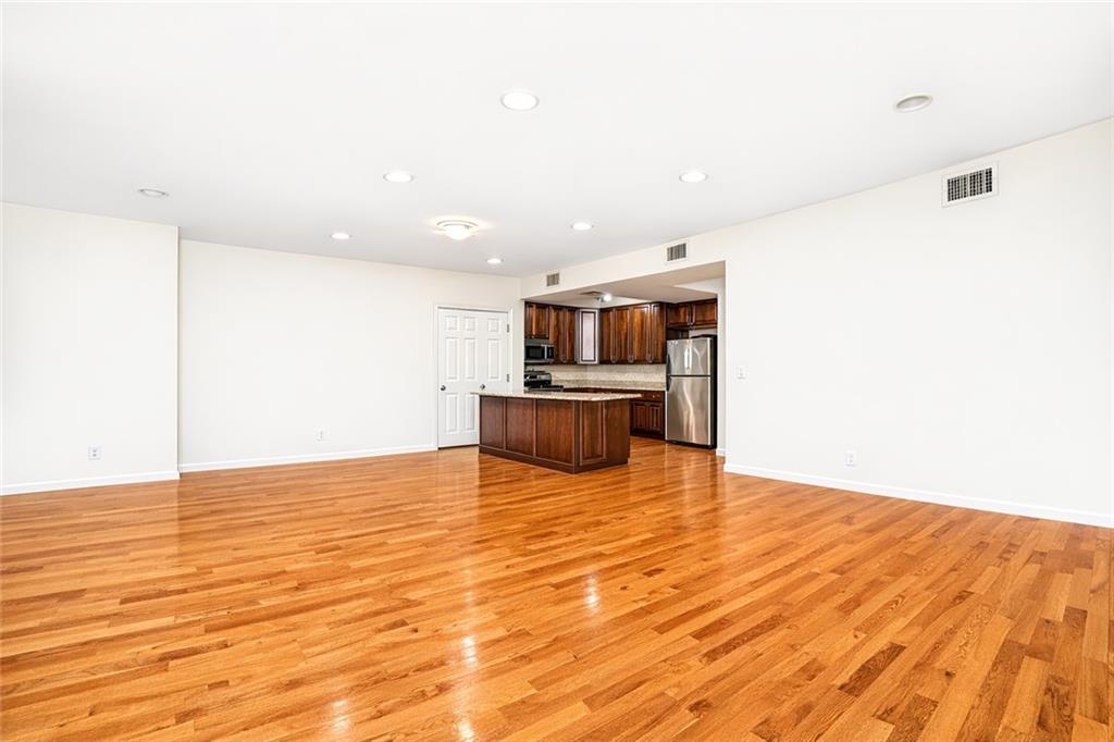 8405 19th Avenue Bensonhurst Brooklyn NY 11214