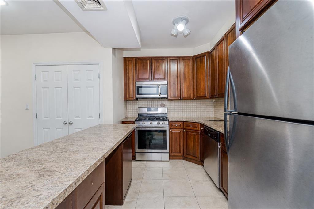 8405 19th Avenue Bensonhurst Brooklyn NY 11214