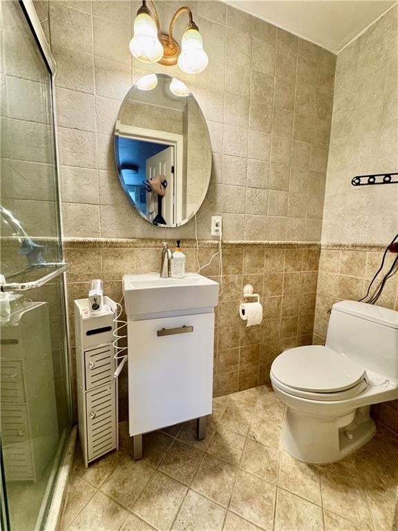 1517 70th Street Bensonhurst Brooklyn NY 11228