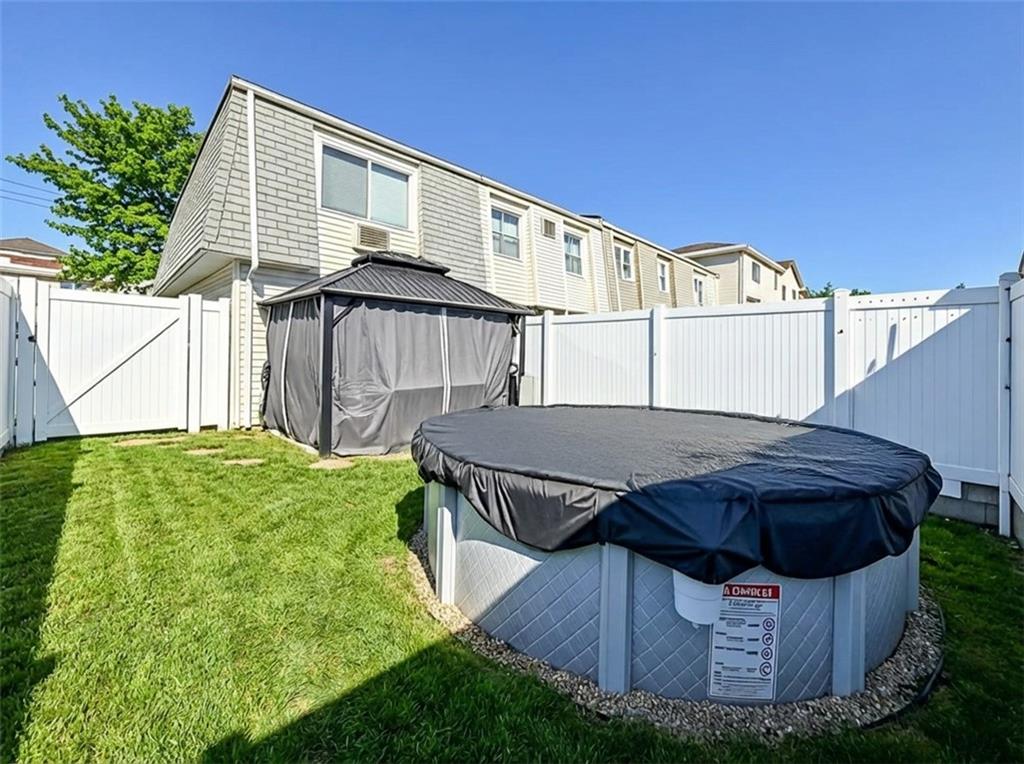 32 McCormick Place Arrochar Staten Island NY 10305