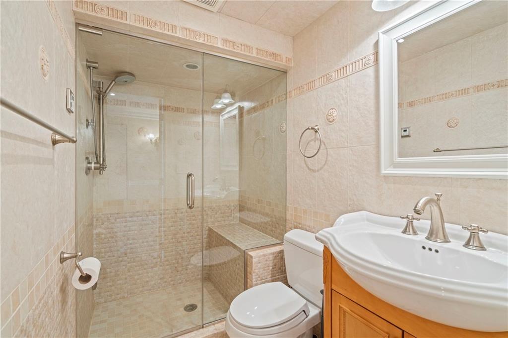 76 Douglas Road Emerson Hill Brooklyn NY 10304