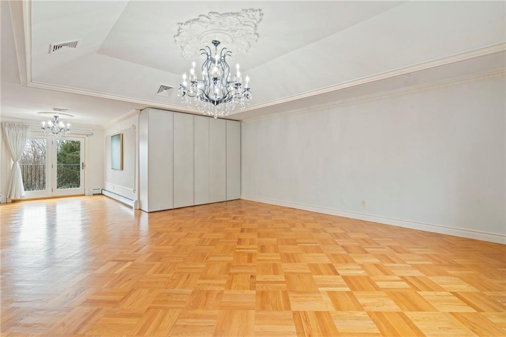 76 Douglas Road Emerson Hill Brooklyn NY 10304