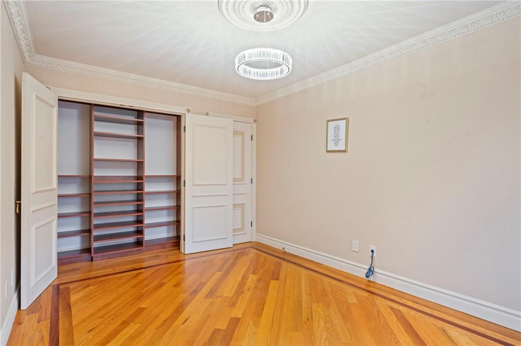 76 Douglas Road Emerson Hill Brooklyn NY 10304