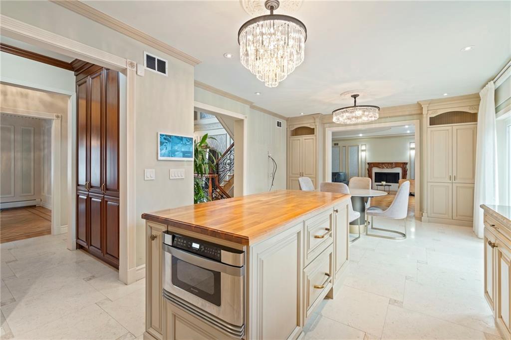 76 Douglas Road Emerson Hill Brooklyn NY 10304