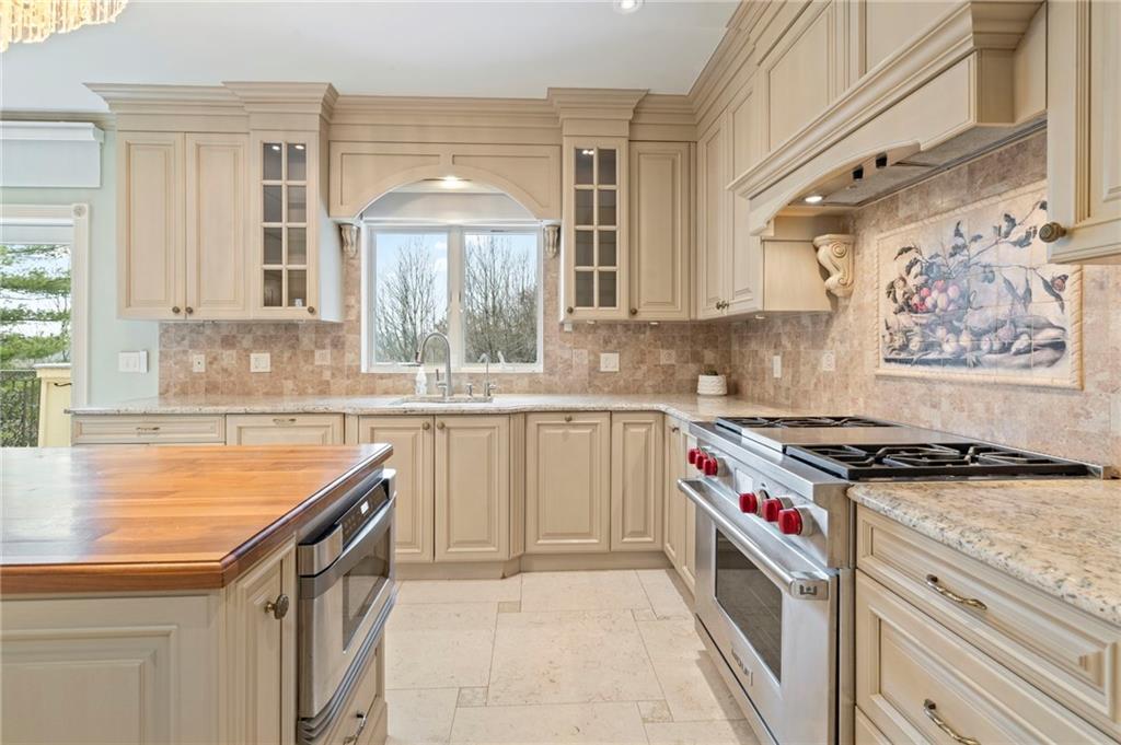 76 Douglas Road Emerson Hill Brooklyn NY 10304