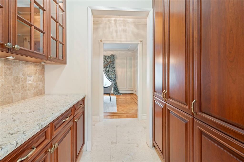 76 Douglas Road Emerson Hill Brooklyn NY 10304