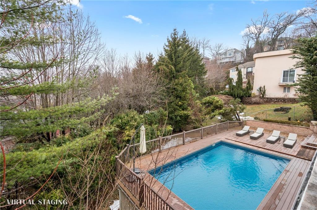 76 Douglas Road Emerson Hill Brooklyn NY 10304